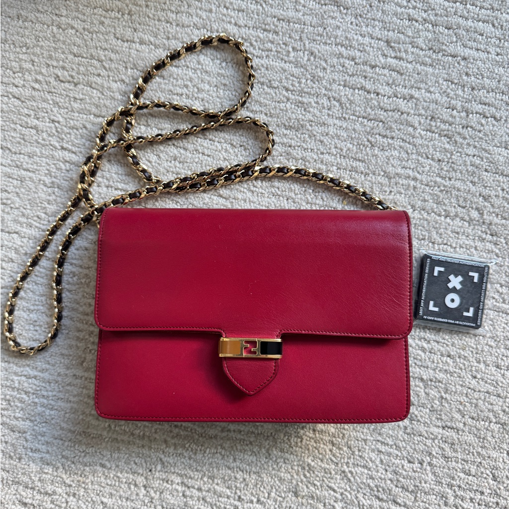 (Auth) Fendi Red Leather Crossbody Bag / Wallet On Chain